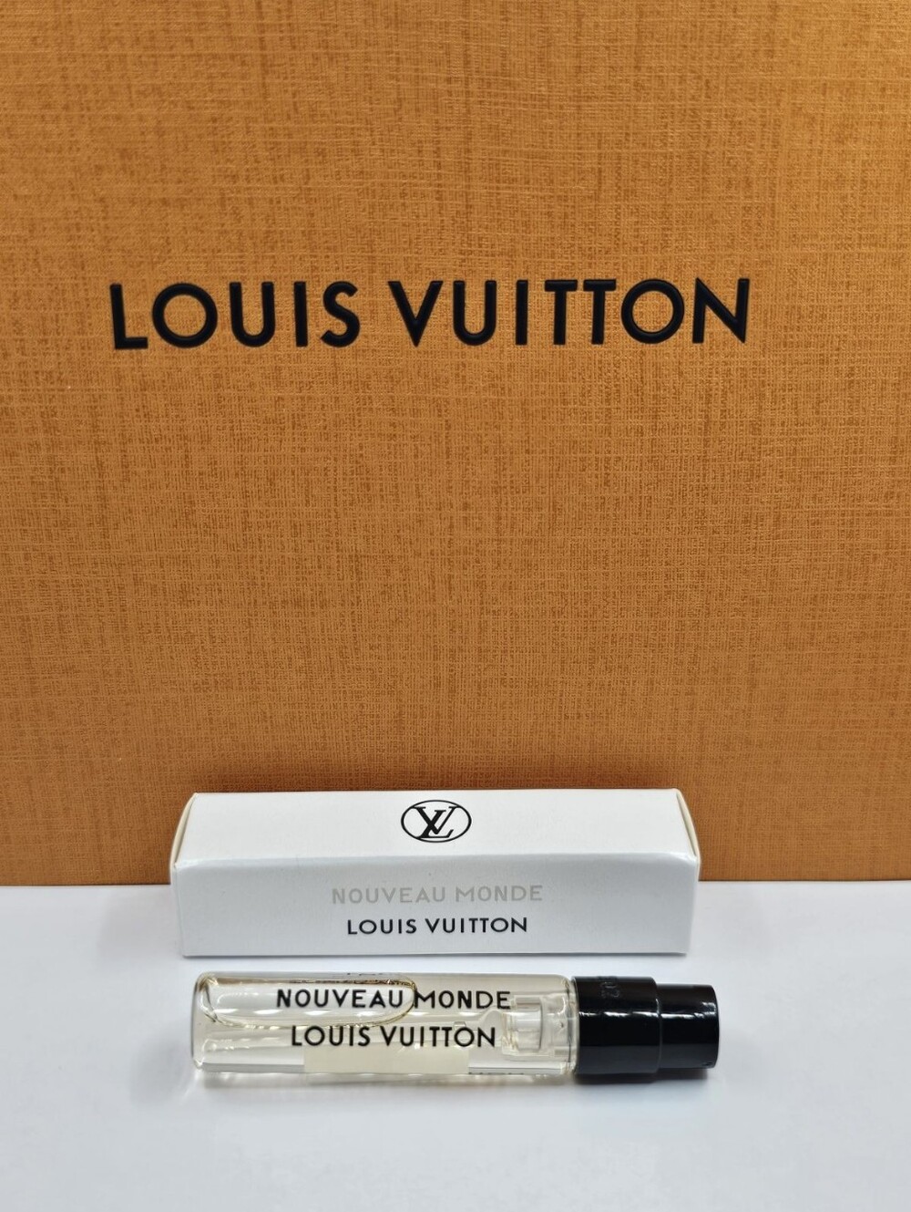 ⭐️ 1 Btl✅️ LOUIS VUITTON NOUVEAU MONDE FRAGRANCE💯100ML BOTTLE ➕️ 💥5pc=10ML✅️ - Picture 13 of 16